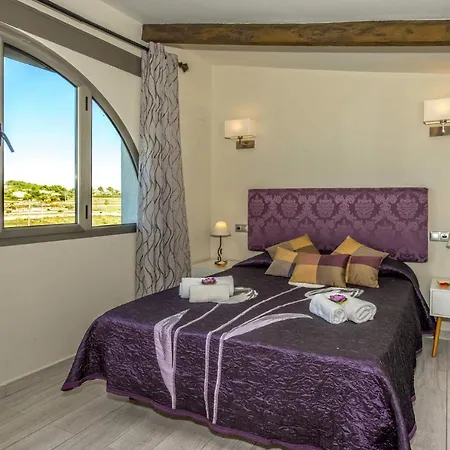 3002 Casa Tosca Villa